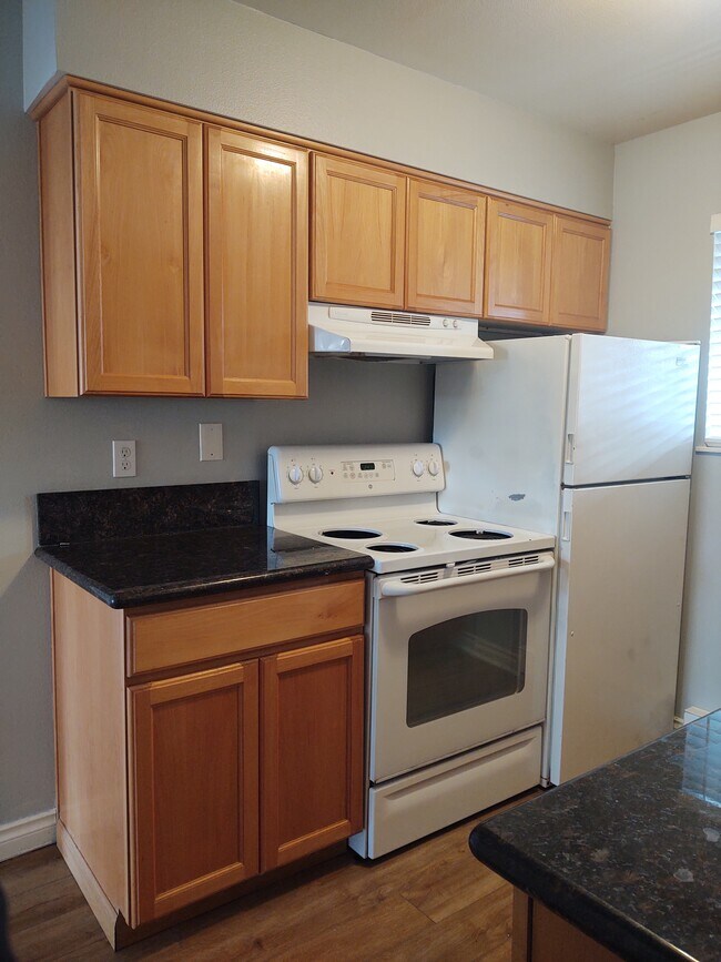 Kitchen_2 - 13473 SW 17th St