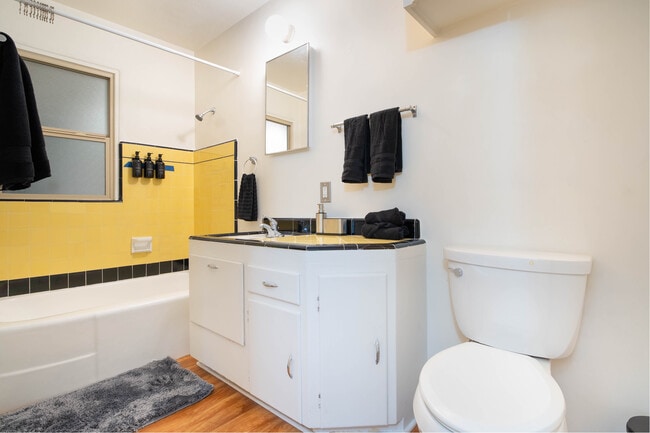 Foto del edificio - 6203 Thorn St