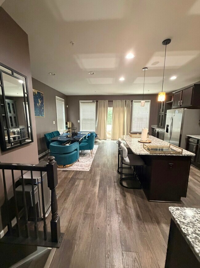 Building Photo - 5217 Forest Pines Dr