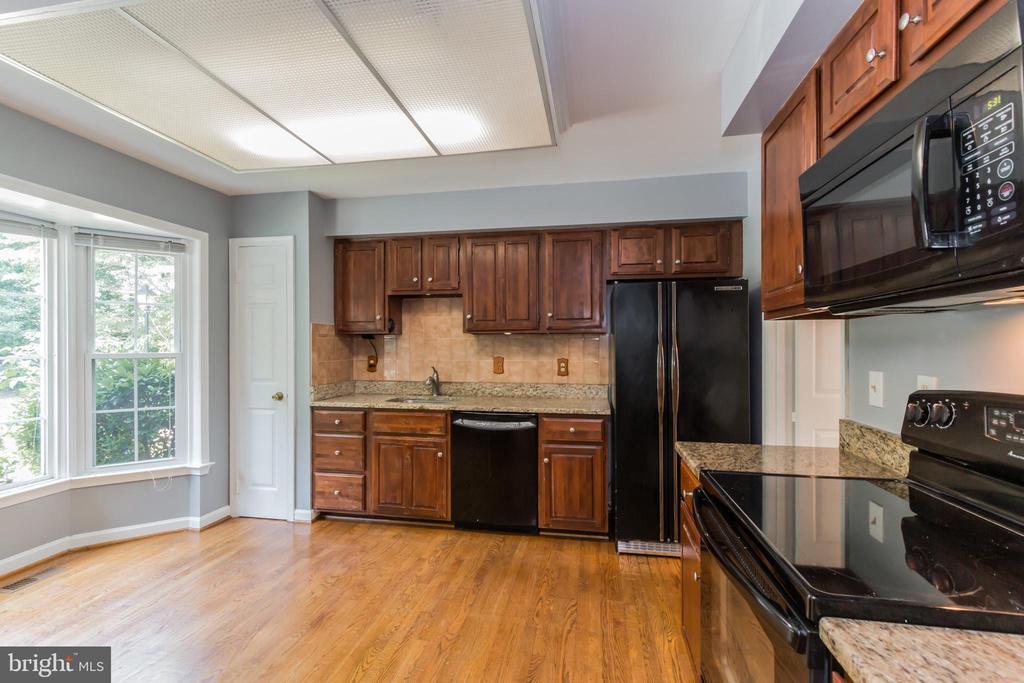 8355 Stahlway Ln, Annandale, VA 22003 Townhome Rentals in Annandale VA