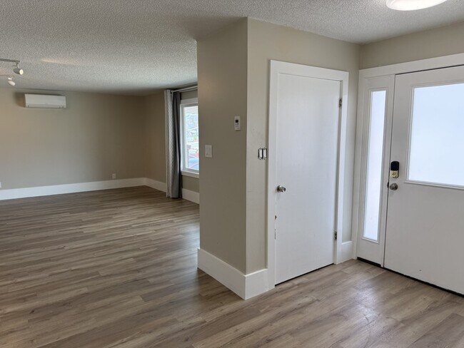 Building Photo - 3490 S Pk Mdws Cir