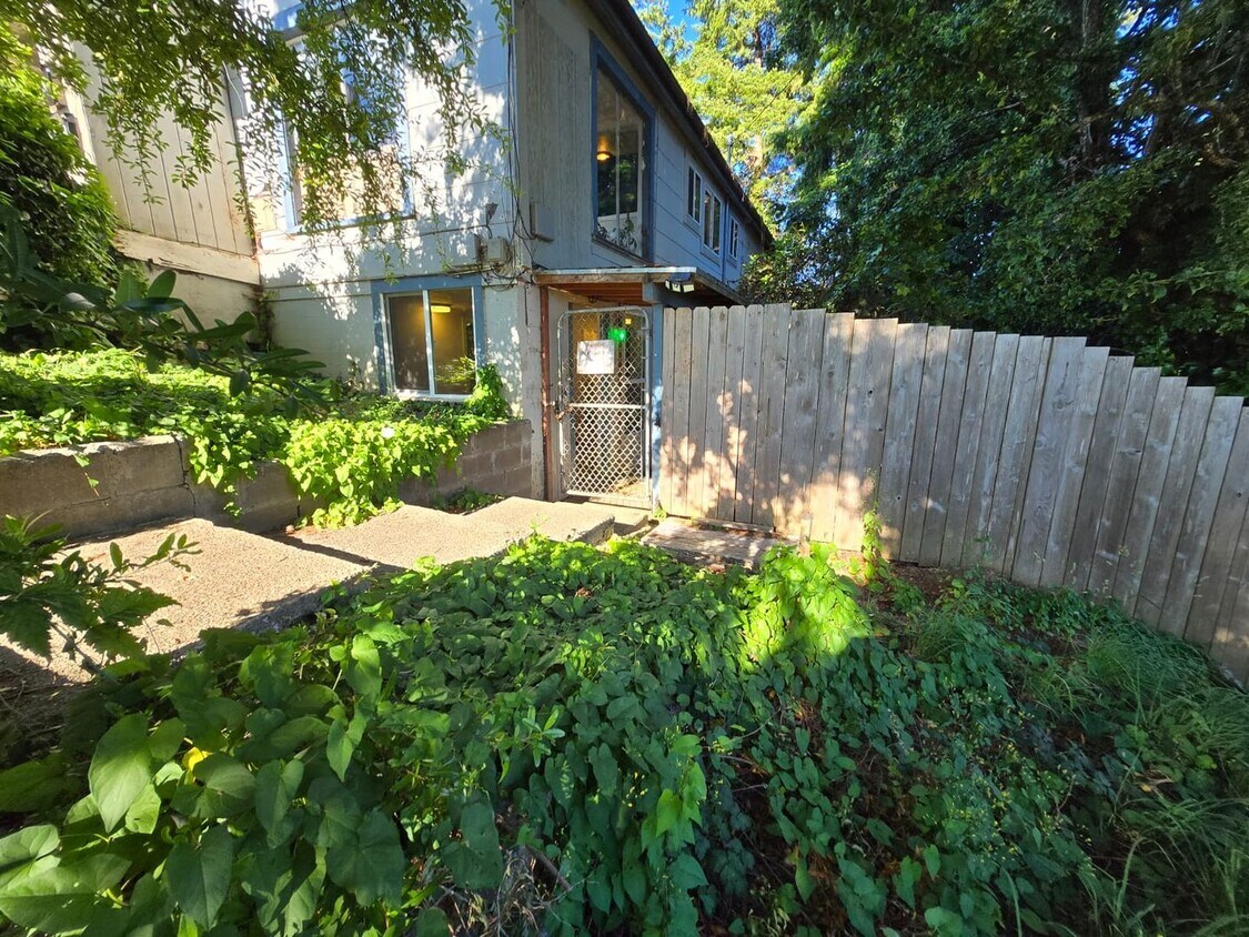 Foto principal - 510 N Collier St
