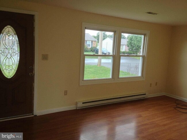 Building Photo - 106 Green Park Ct