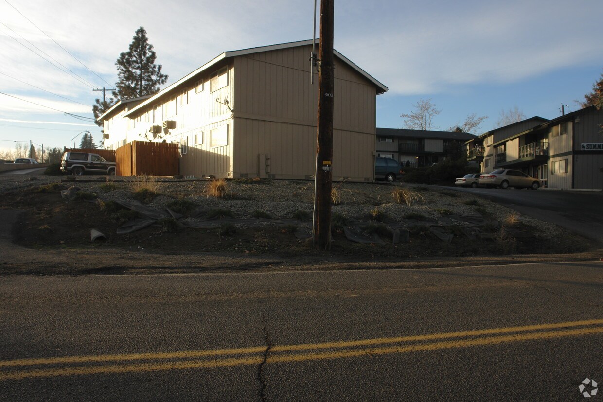 Foto del edificio - 202 N 66th Ave