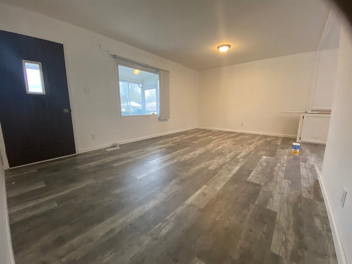 522 E Camden Dr, Fort Wayne, IN 46825 House Rental in Fort Wayne, IN