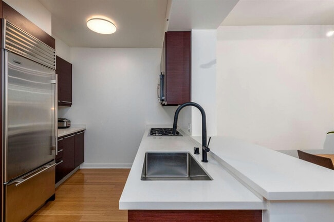 Foto del edificio - 425 1st St