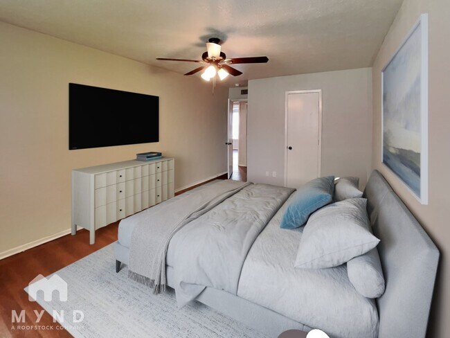 Building Photo - 7145 Romford Way