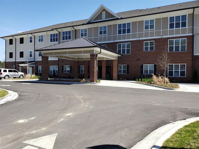 Foto del edificio - 104 Ash Branch Rd
