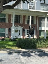Building Photo - 1900 Alamanda Dr