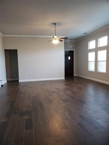 Foto del edificio - 940 Parkside Dr