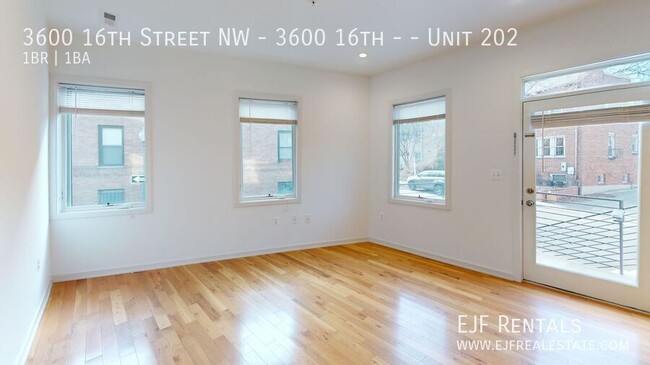 Building Photo - Mount Pleasant Updated One Bedroom W/Parki...