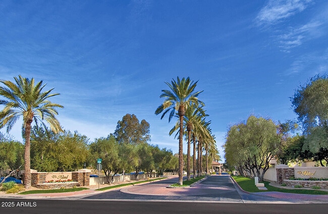 Building Photo - 10477 N 101st Pl