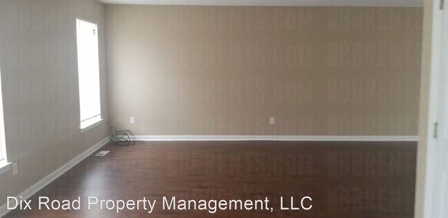 Building Photo - 4 br, 2.5 bath House - 5376 Wood Dale Drive,