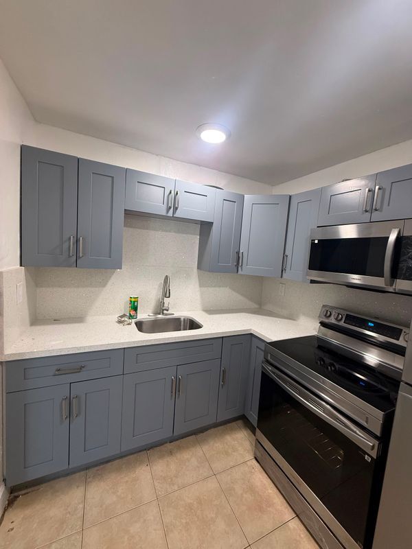 Foto del edificio - 482 NW 165th St