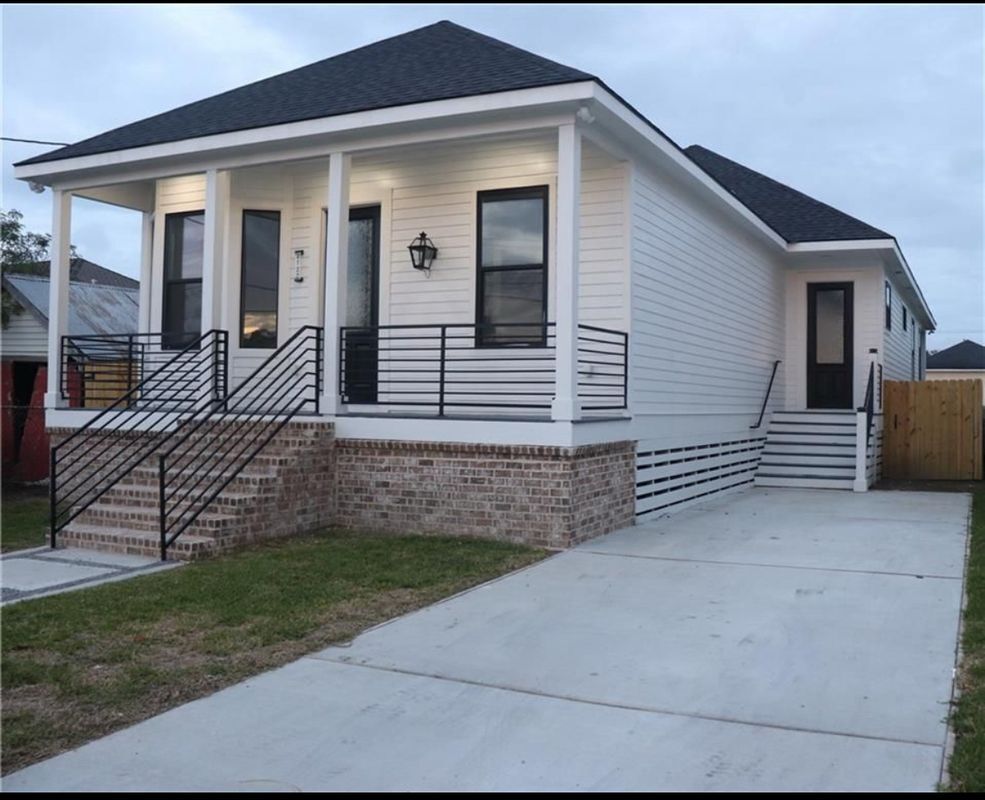 Foto principal - 4727 Allen St