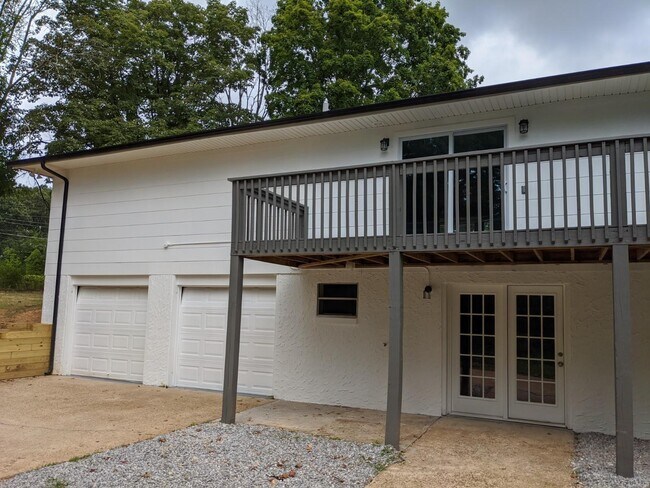 Foto del edificio - 7714 Basswood Dr