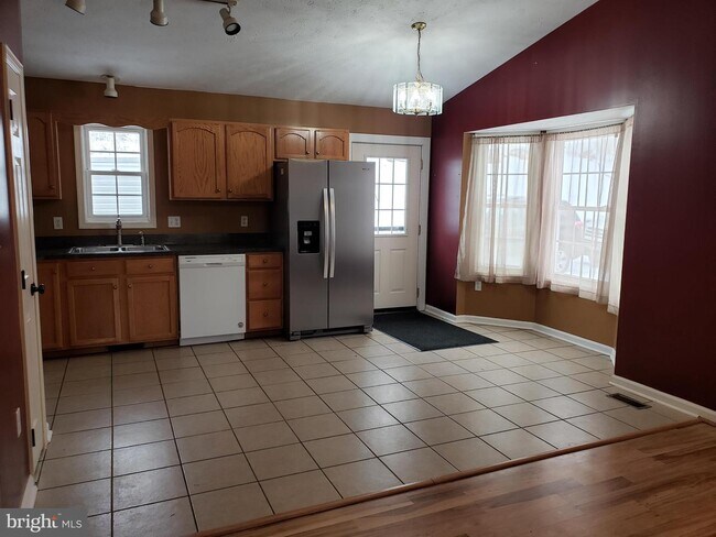 Foto del edificio - 115 Lookout Point Way