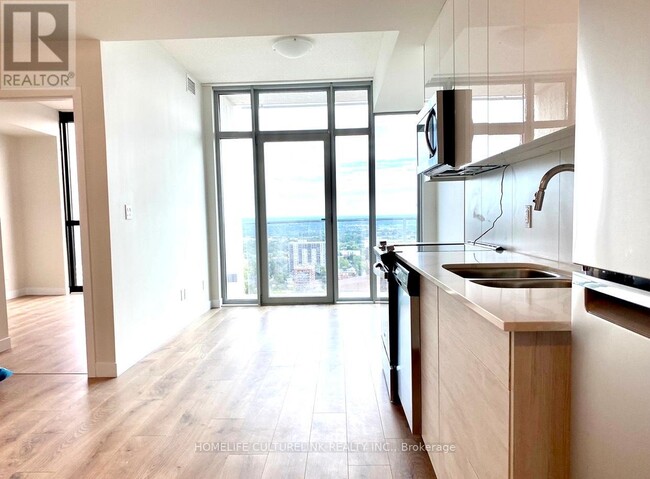 Building Photo - 60 Frederick St