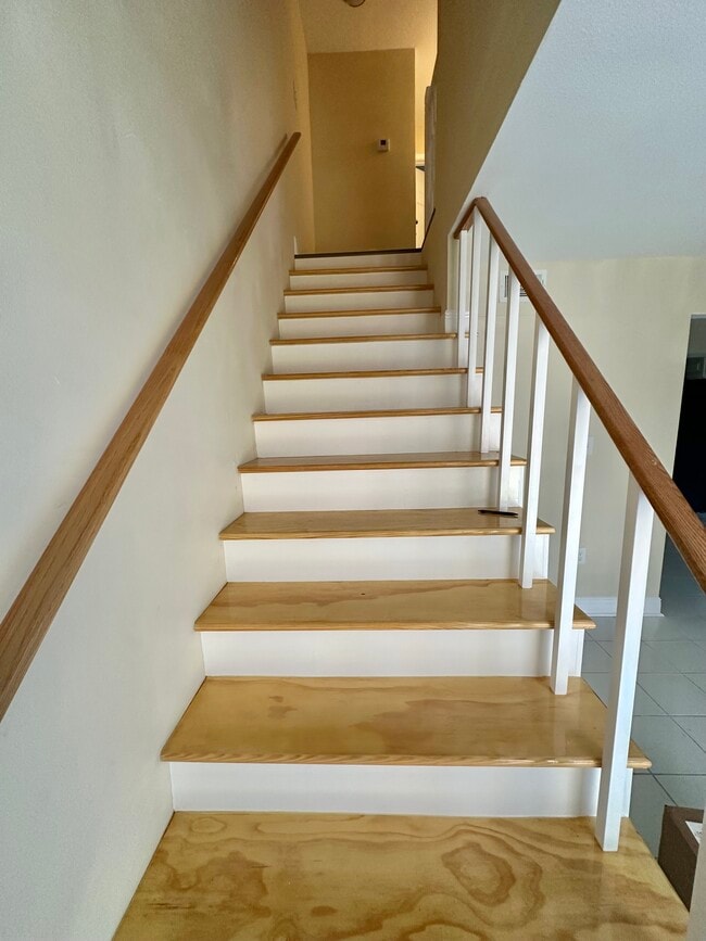 Building Photo - 3209 Idaho Ave