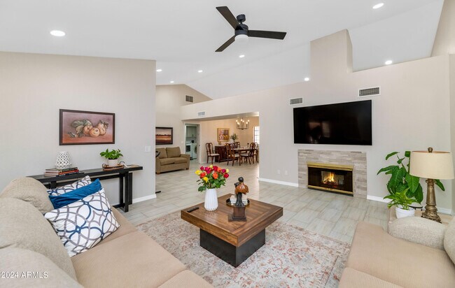 Foto del edificio - 12730 N 90th Way
