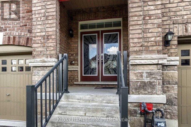 Building Photo - 73 Fann Dr