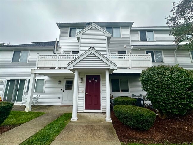 Building Photo - 360 Littleton Rd