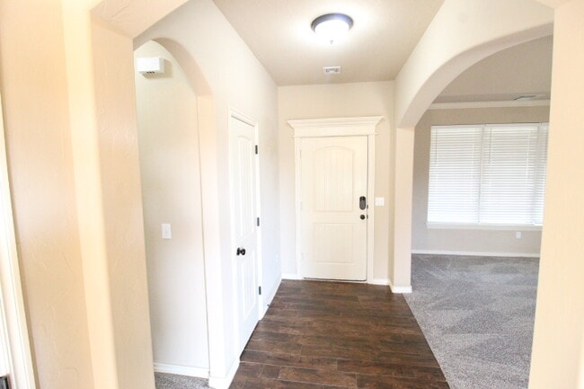 Building Photo - 20638 Frontier Pl