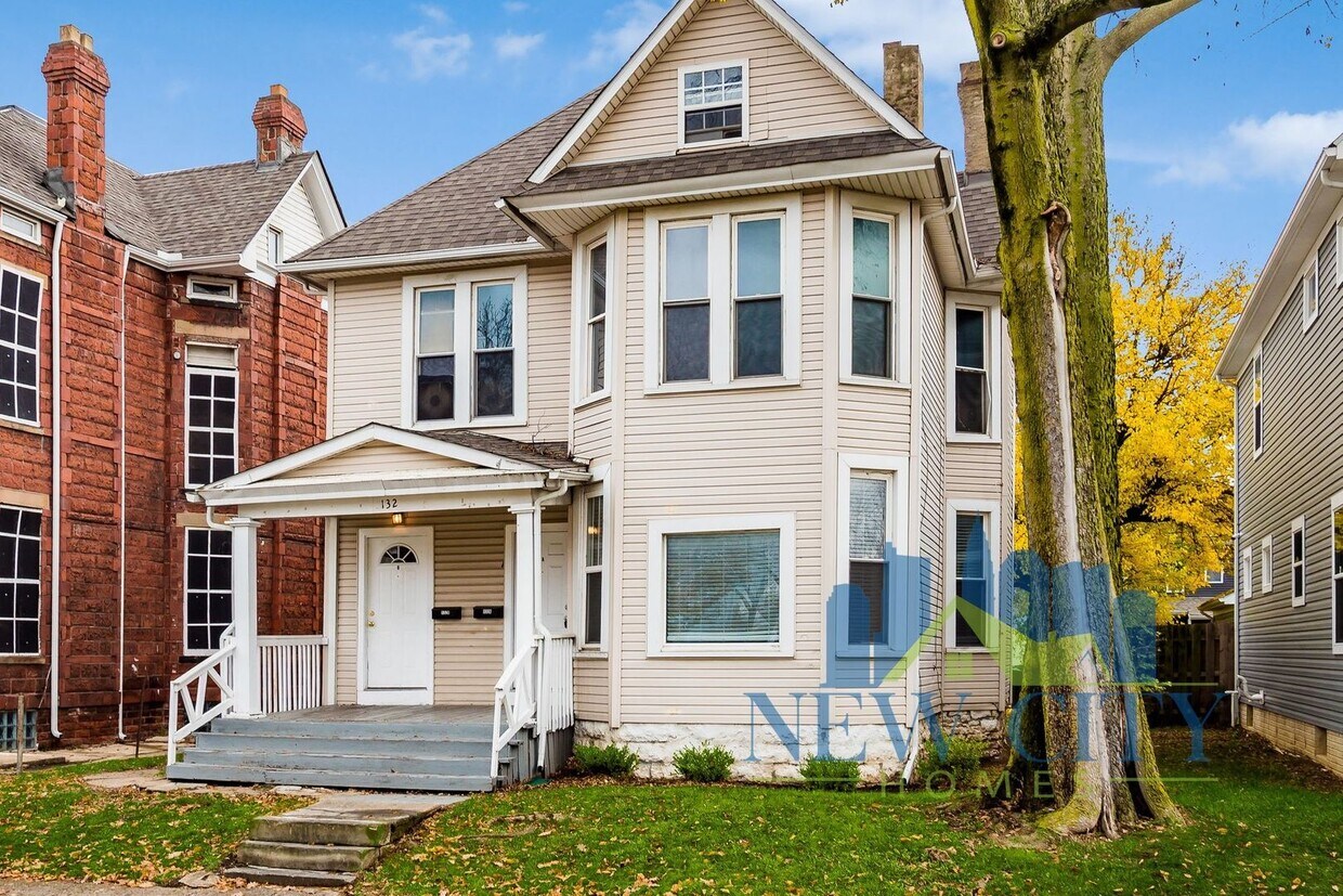 132 Dakota Ave Unit A, Columbus, OH 43222 Room for Rent in Columbus, OH