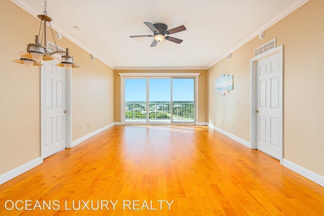 Foto del edificio - 2 br, 2 bath House - 2801 S Ridgewood Ave ...