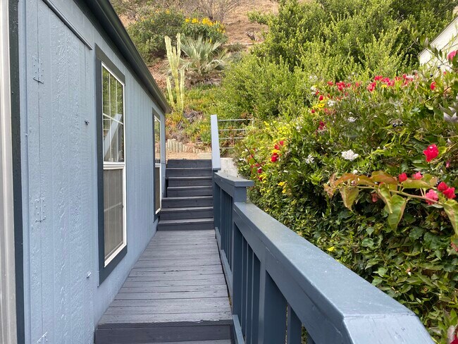 Foto del edificio - 17015 Pacific Coast Hwy