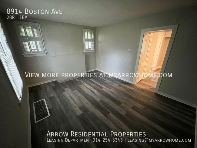 Building Photo - Newly Renovated Two Bedroom Coming Available!