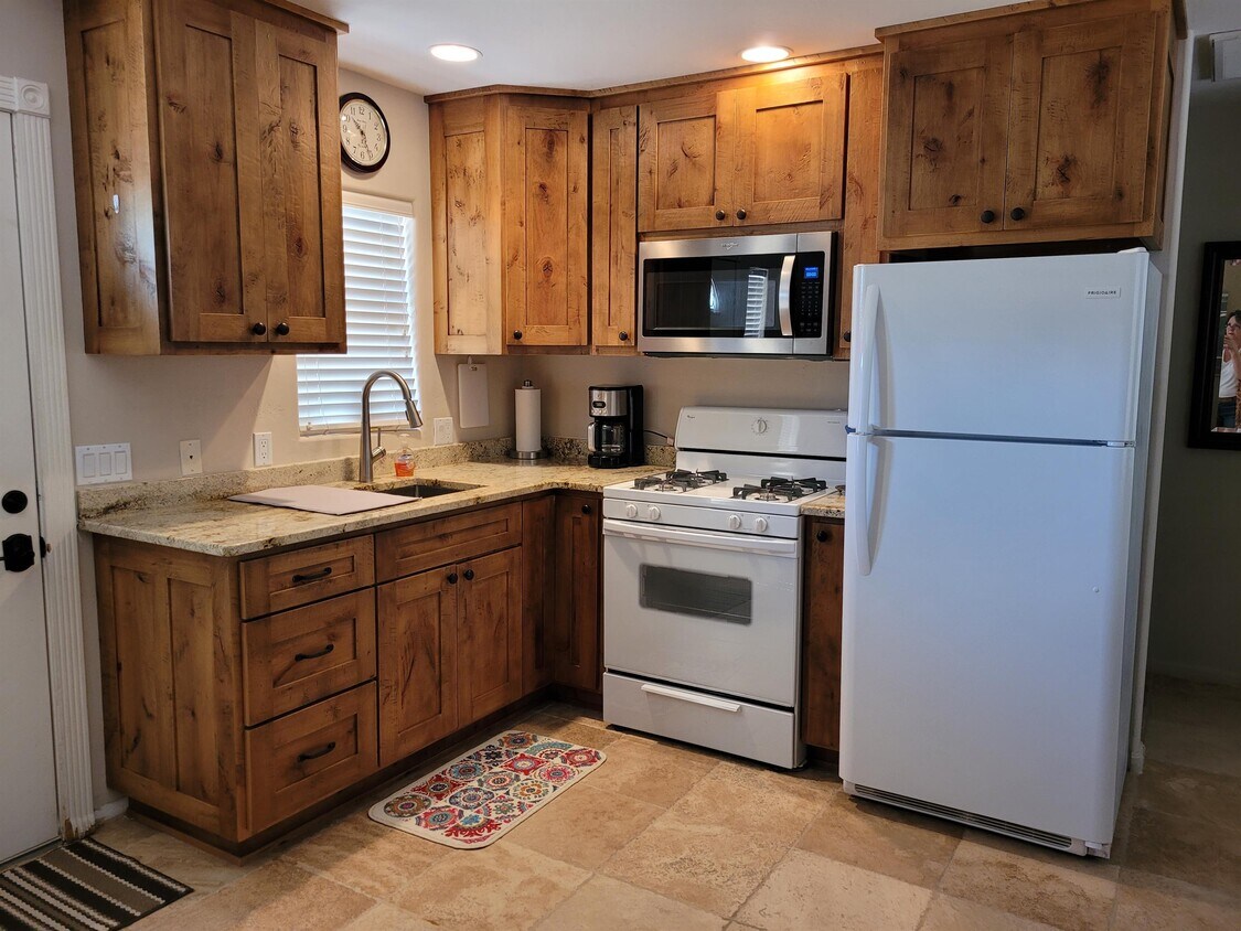 730 Powder House Wash Rd, Wickenburg, AZ 85390 House for Rent in