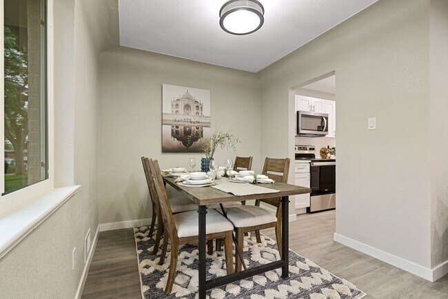 Foto del edificio - 1545 S Chase Ct