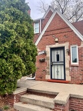 Building Photo - 19140 Greenlawn St