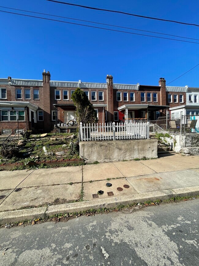 Building Photo - 8117 Suffolk Ave