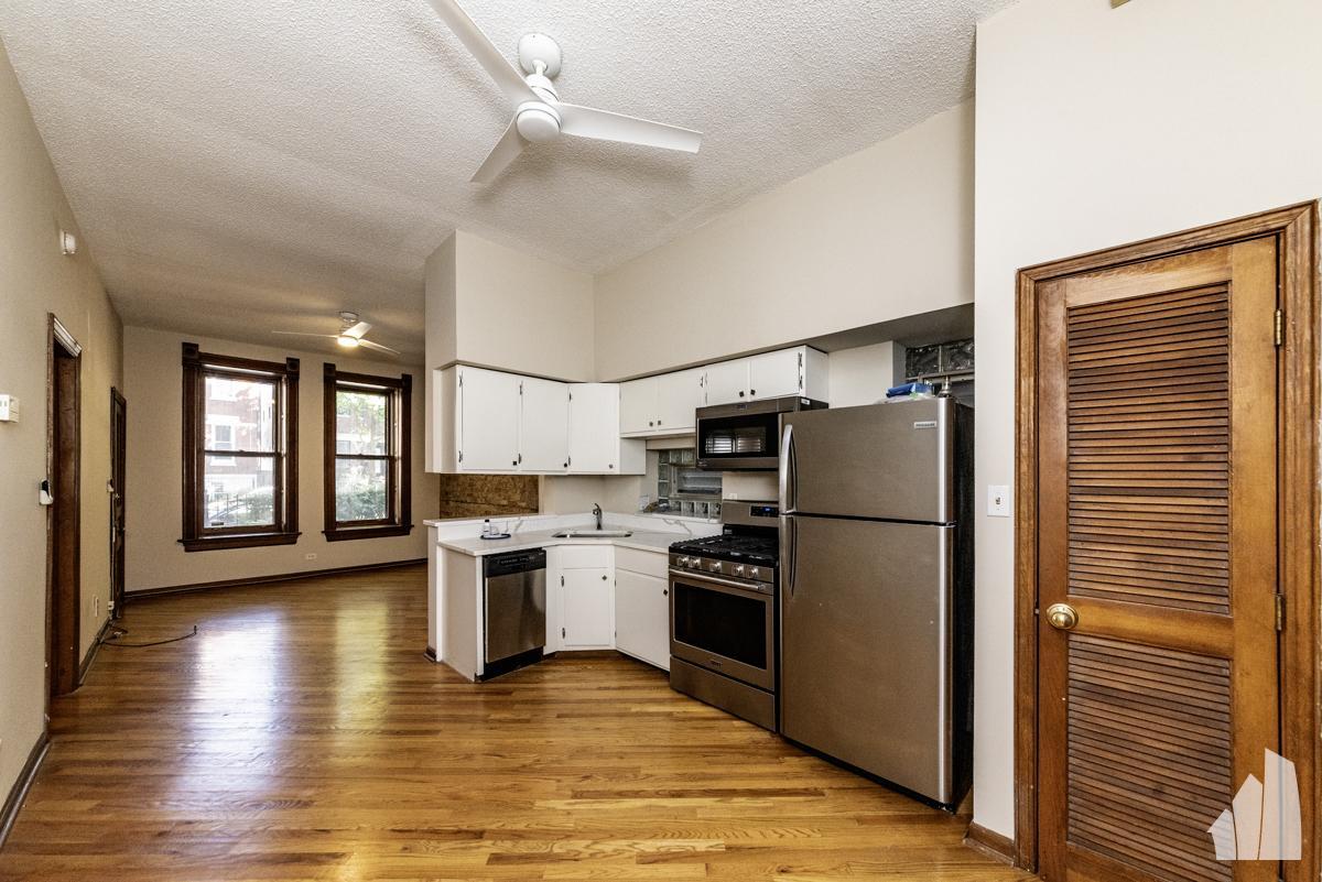 Foto principal - 1 bedroom in Chicago IL 60622