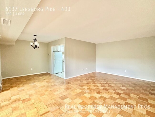 Building Photo - 6137 Leesburg Pike