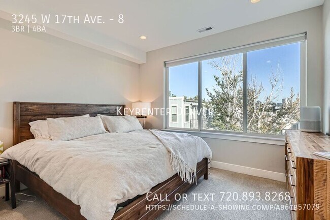 Building Photo - Stunning 3-Bedroom Townhouse with Spectacu...