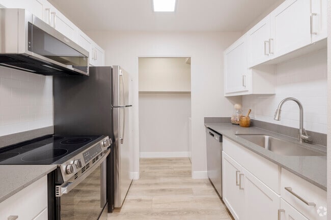 Interior Photo - Cobblestone Apartments