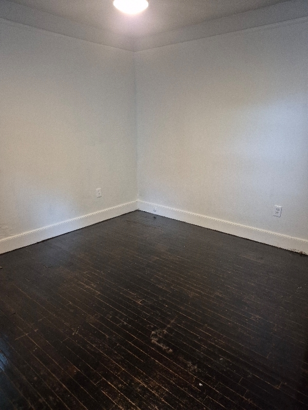 Building Photo - 3863 Hottinger Ave