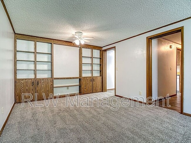 Building Photo - 611 Mt Homer Rd