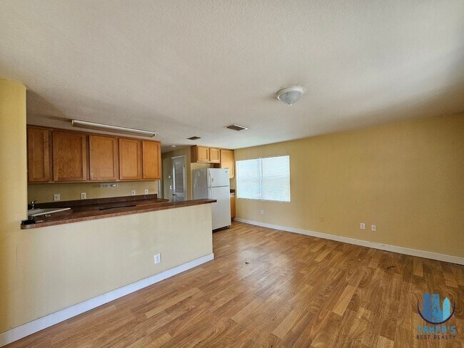 Foto del edificio - 117 N Evergreen Ave