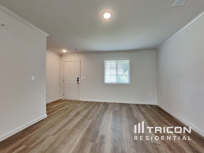 Foto del edificio - 3509 Marksbury Dr