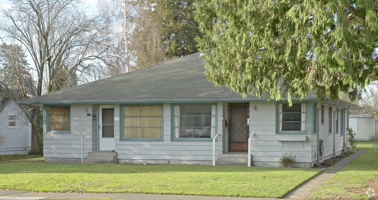Foto principal - 322 4th St SE