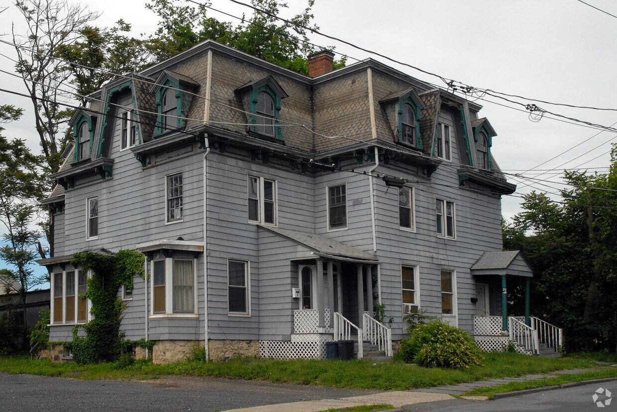 Primary Photo - 9 Montgomery St