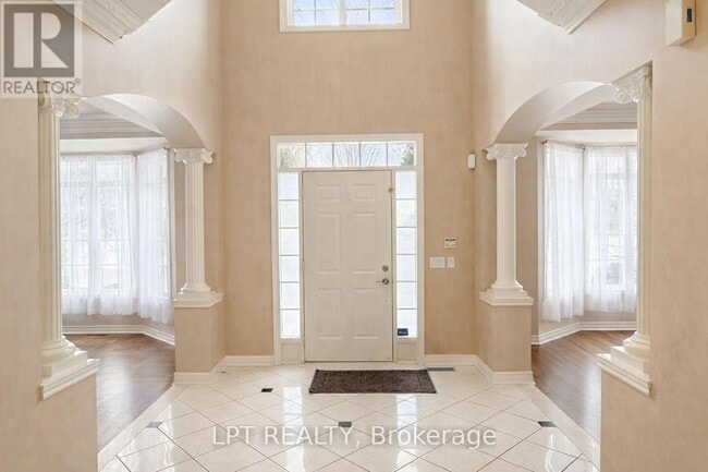 Building Photo - 58 Angus Glen Blvd