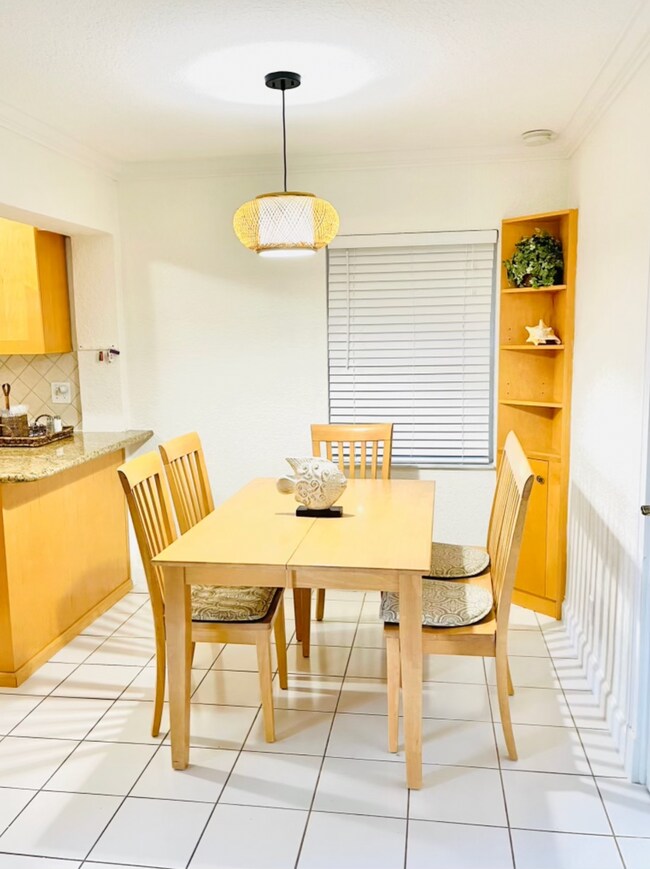 Foto del edificio - 1855 S Ocean Blvd