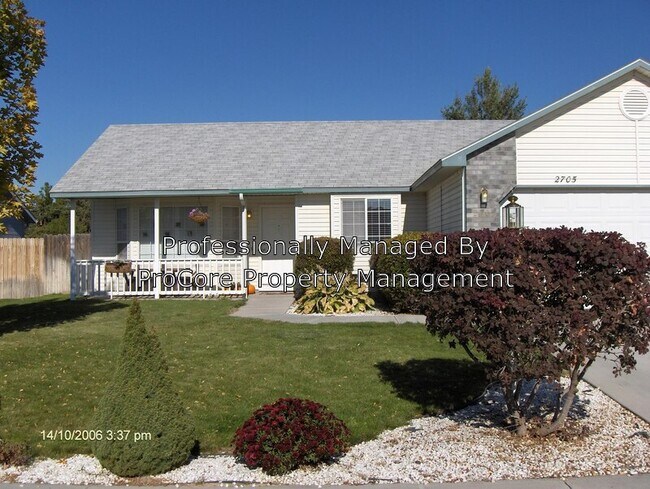 Building Photo - 2705 Manchester Dr