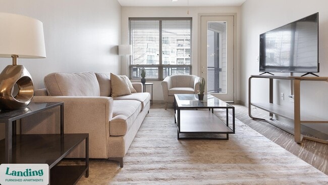 Building Photo - 5800 Highlands Plaza Dr