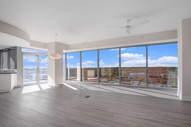 Foto del edificio - 335 Bridge St NW